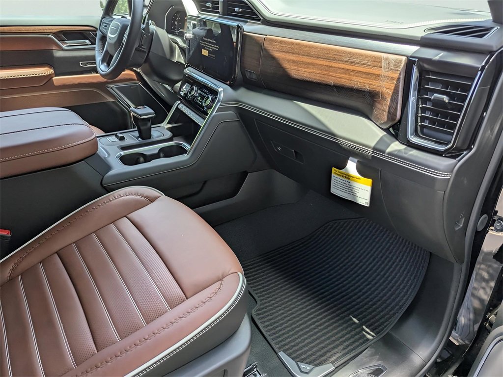 New 2025 GMC Sierra 1500 Denali Ultimate image 13