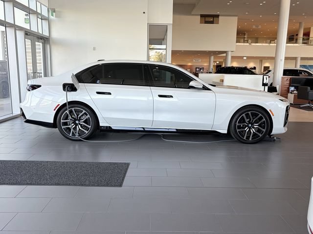 New 2026 BMW i7 eDrive50 w/ Executive Package RWD image 4