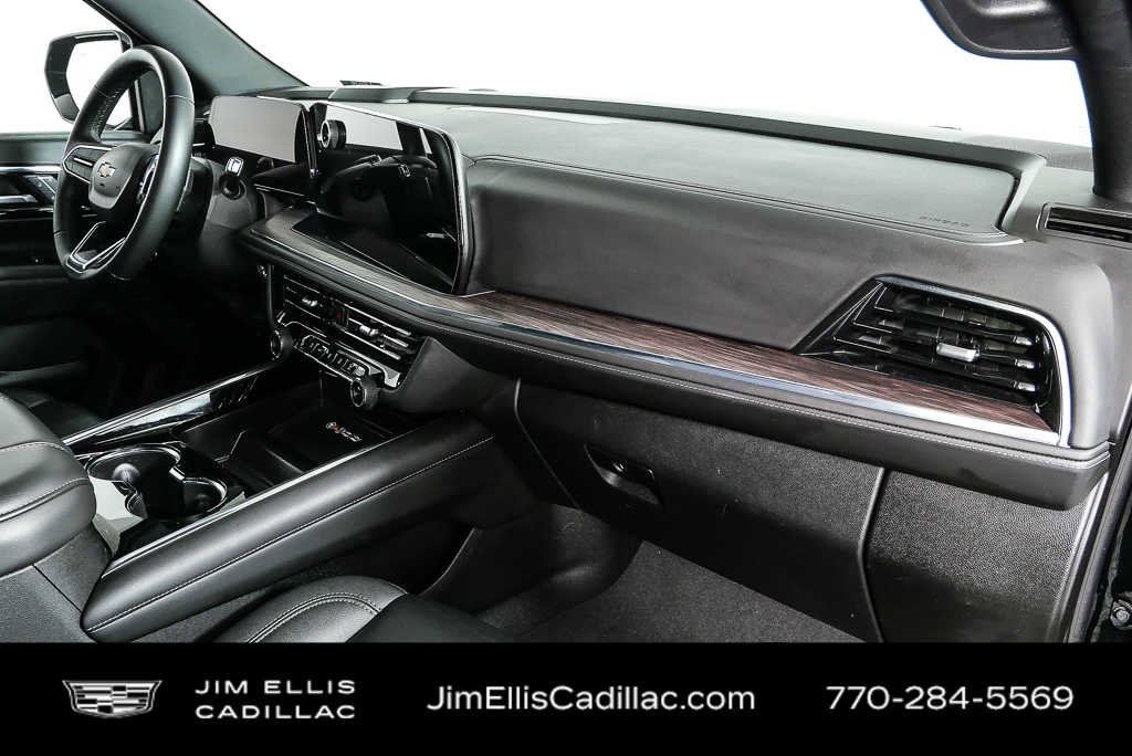 Used 2025 Chevrolet Tahoe LT RWD image 23
