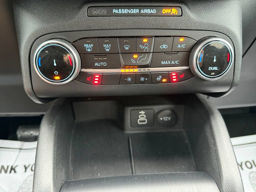 Used 2025 Ford Escape ST-Line Select AWD/4WD image 33