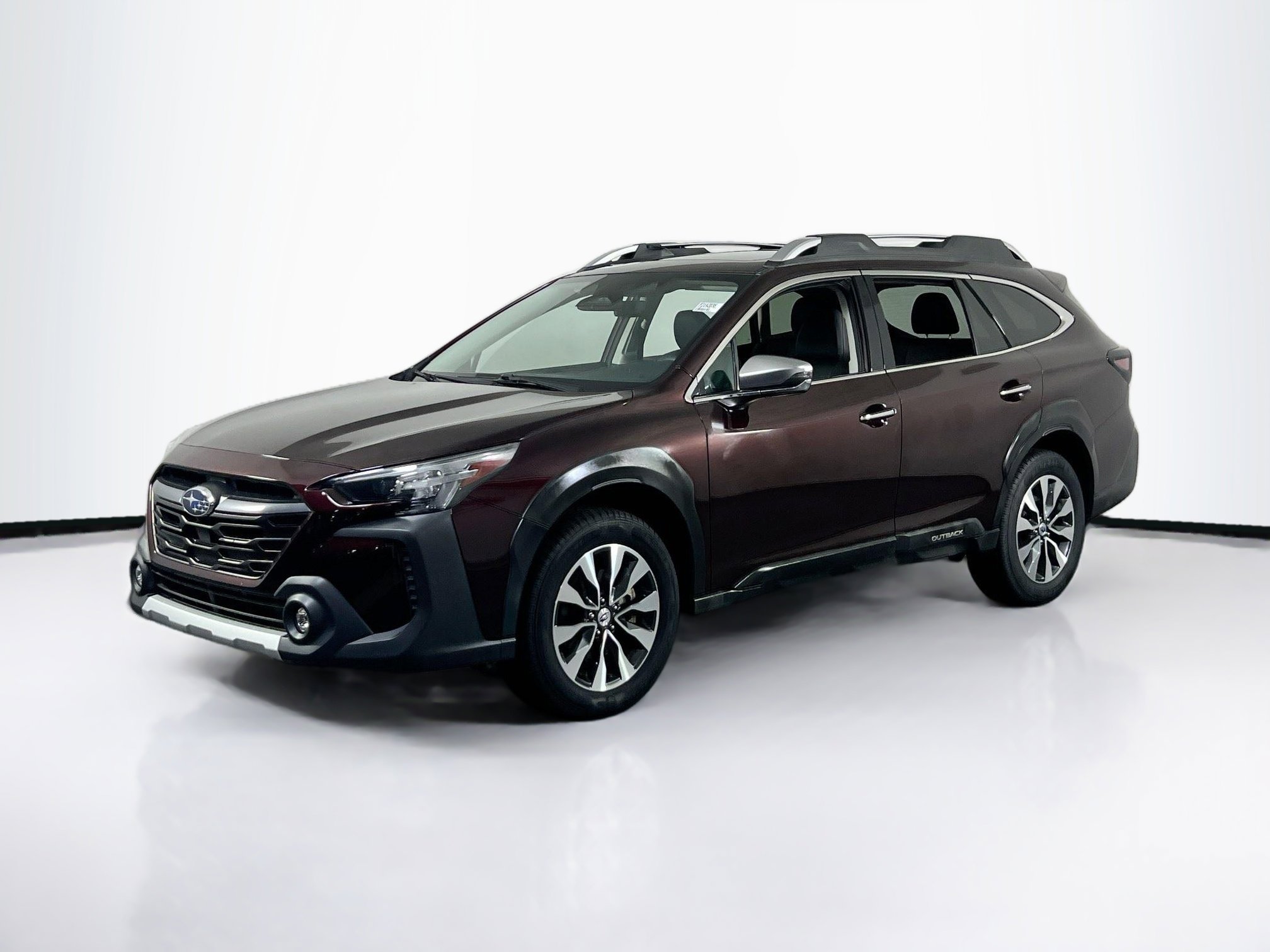 Used 2023 Subaru Outback Touring XT AWD/4WD image 1