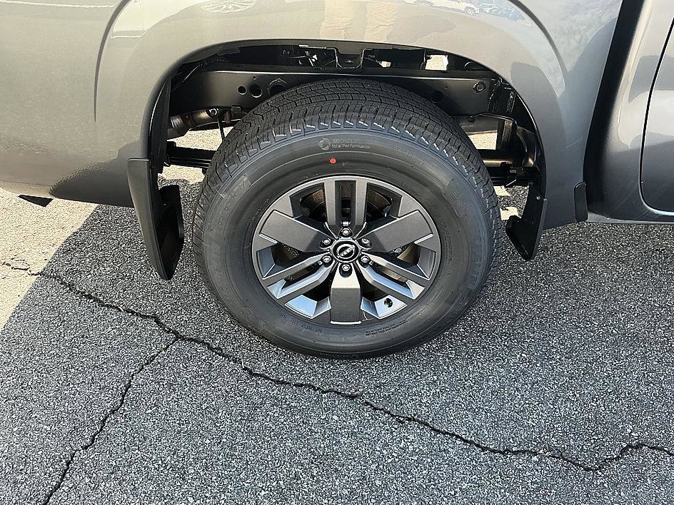 New 2026 Nissan Frontier SV w/ All-Weather Content Package image 9