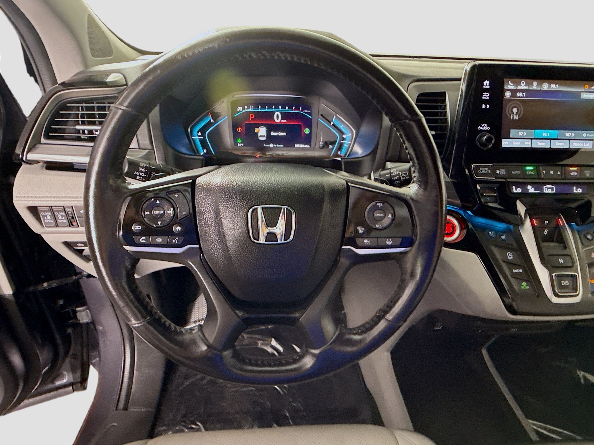 Used 2023 Honda Odyssey Elite image 13