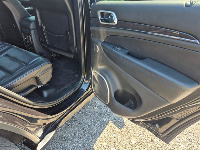 Used 2015 Jeep Grand Cherokee High Altitude AWD/4WD image 8