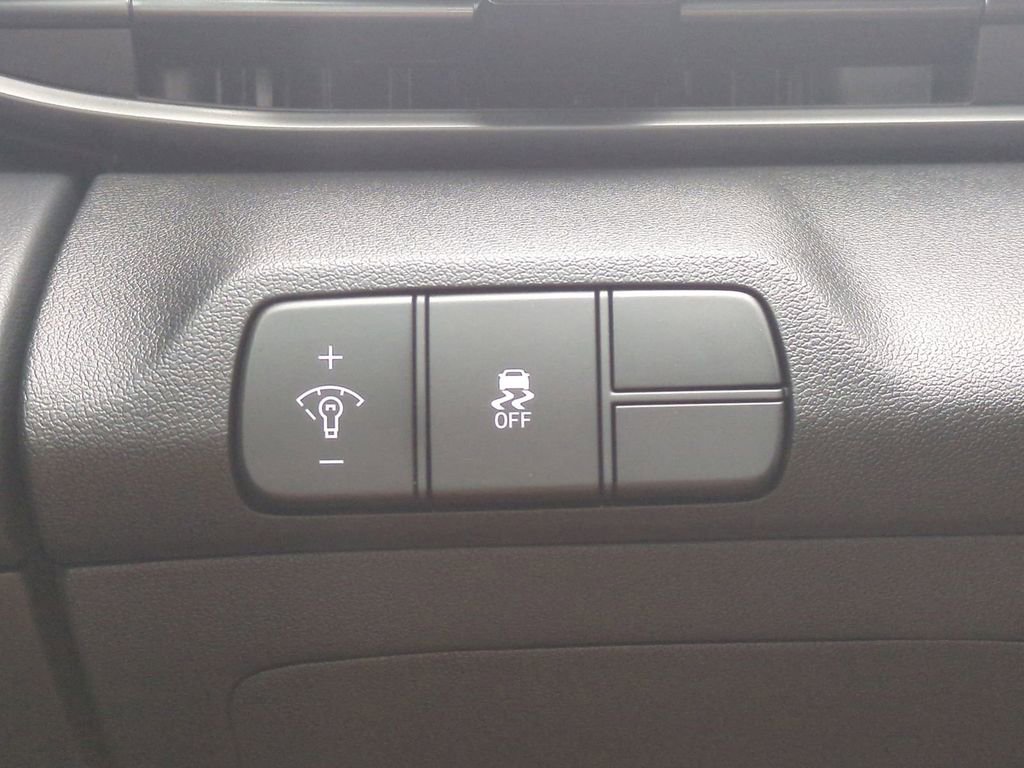 New 2026 Hyundai Elantra Sport image 24