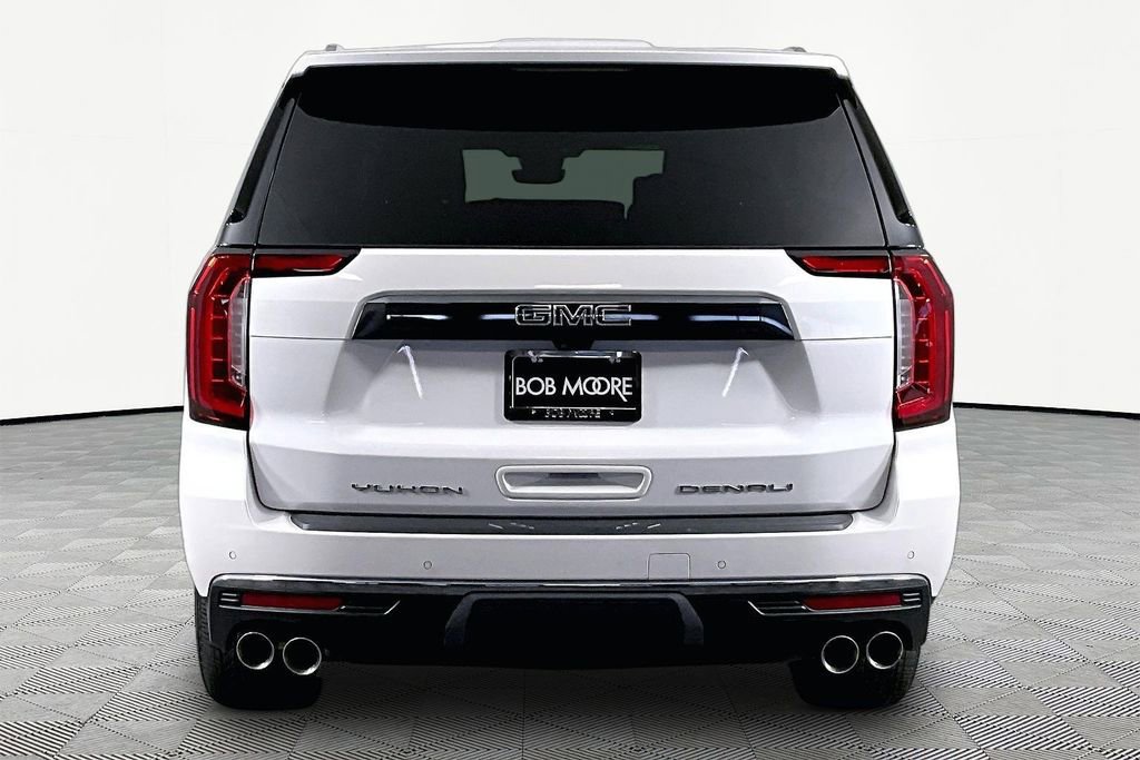 Certified 2024 GMC Yukon Denali Ultimate w/ LPO, Illumination Package AWD/4WD image 5