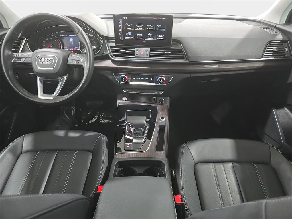 Used 2023 Audi Q5 2.0T Premium w/ Convenience Package image 10