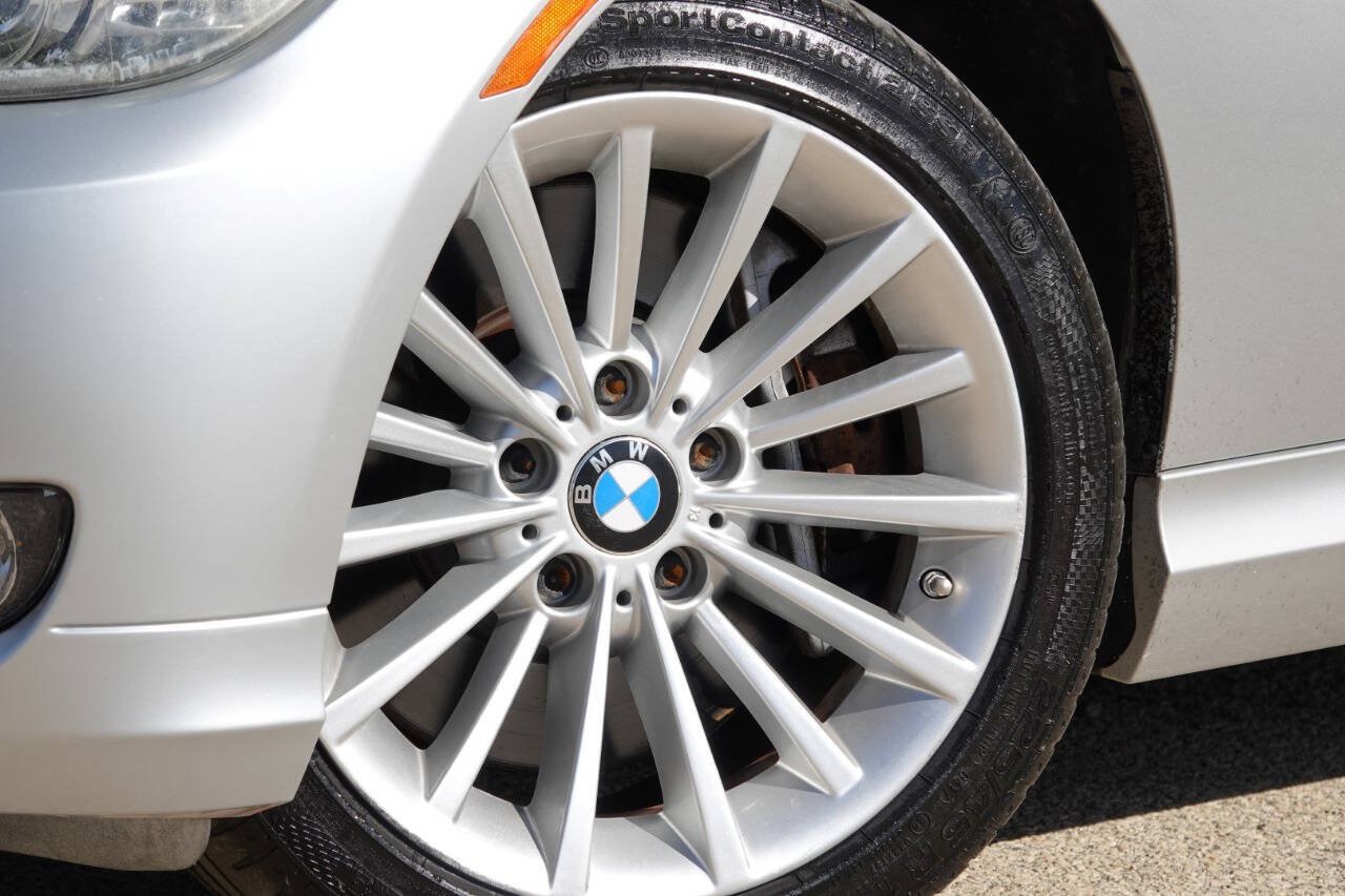 Used 2011 BMW 335d Sedan RWD image 28