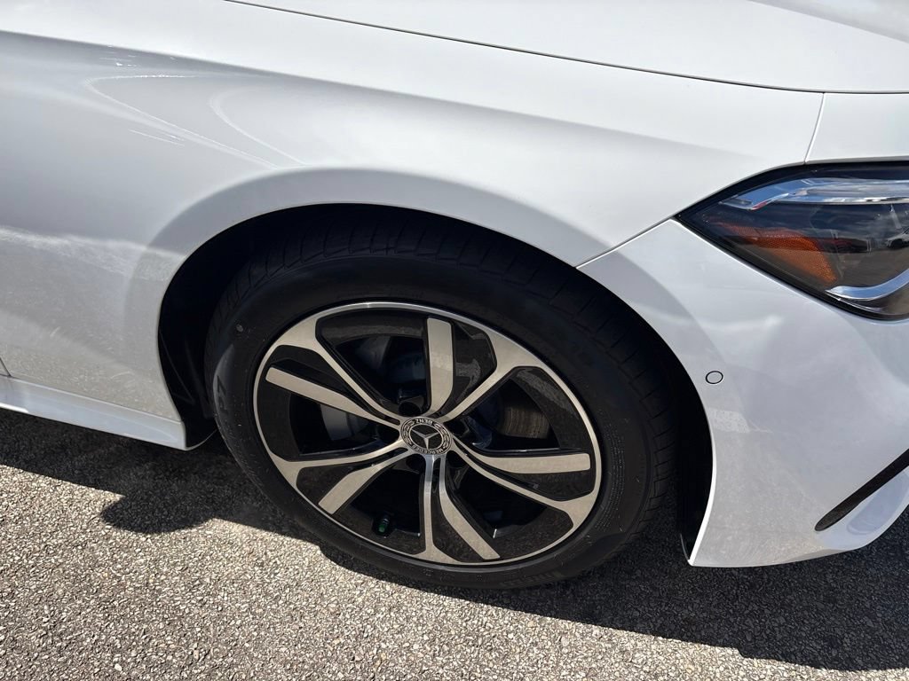 Certified 2026 Mercedes-Benz CLE 300 4MATIC Coupe image 5