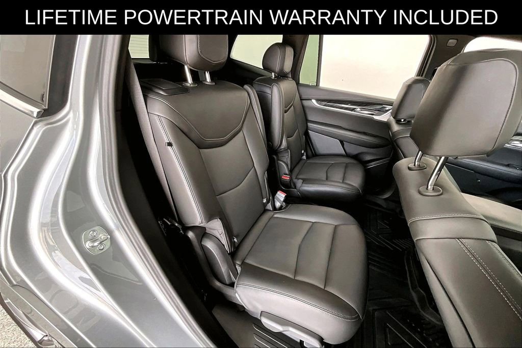 Used 2025 Cadillac XT6 Premium Luxury FWD image 35
