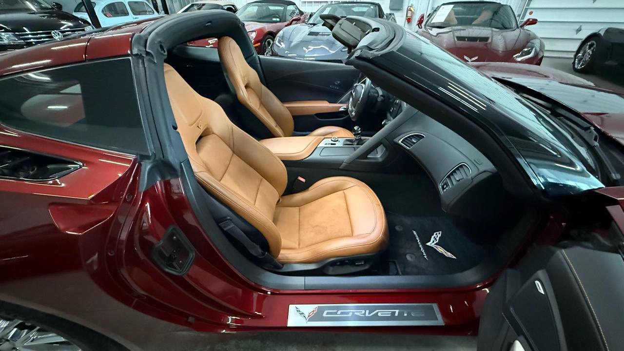 Used 2016 Chevrolet Corvette Stingray Coupe w/ 2LT Preferred Equipment Group RWD image 21