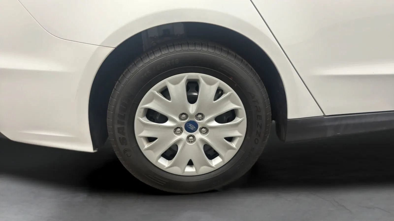 Used 2020 Ford Fusion S FWD image 27