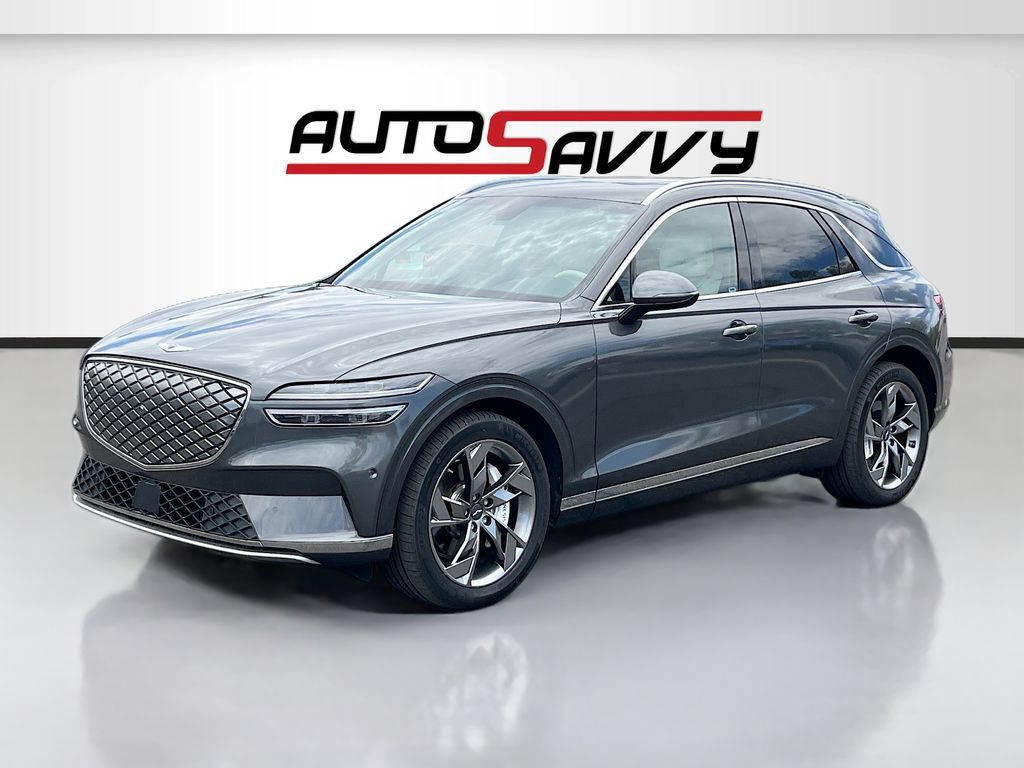 Used 2025 Genesis Electrified GV70 w/ Prestige Package AWD/4WD image 3