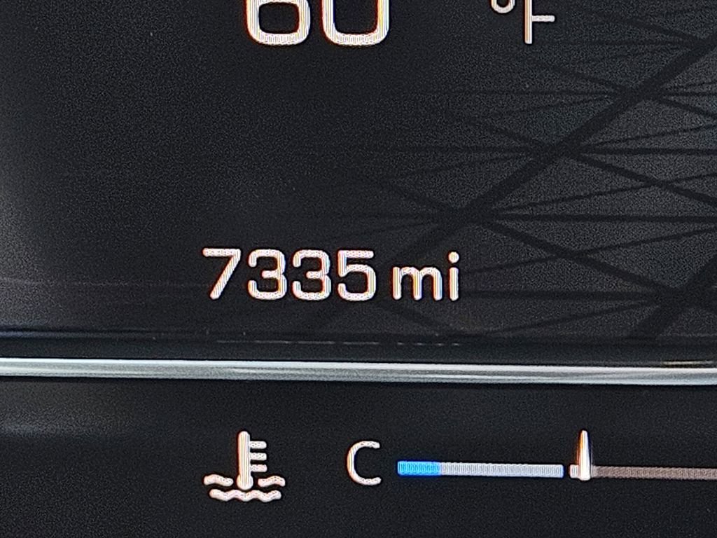 Used 2025 GMC Sierra 2500 AT4 image 31