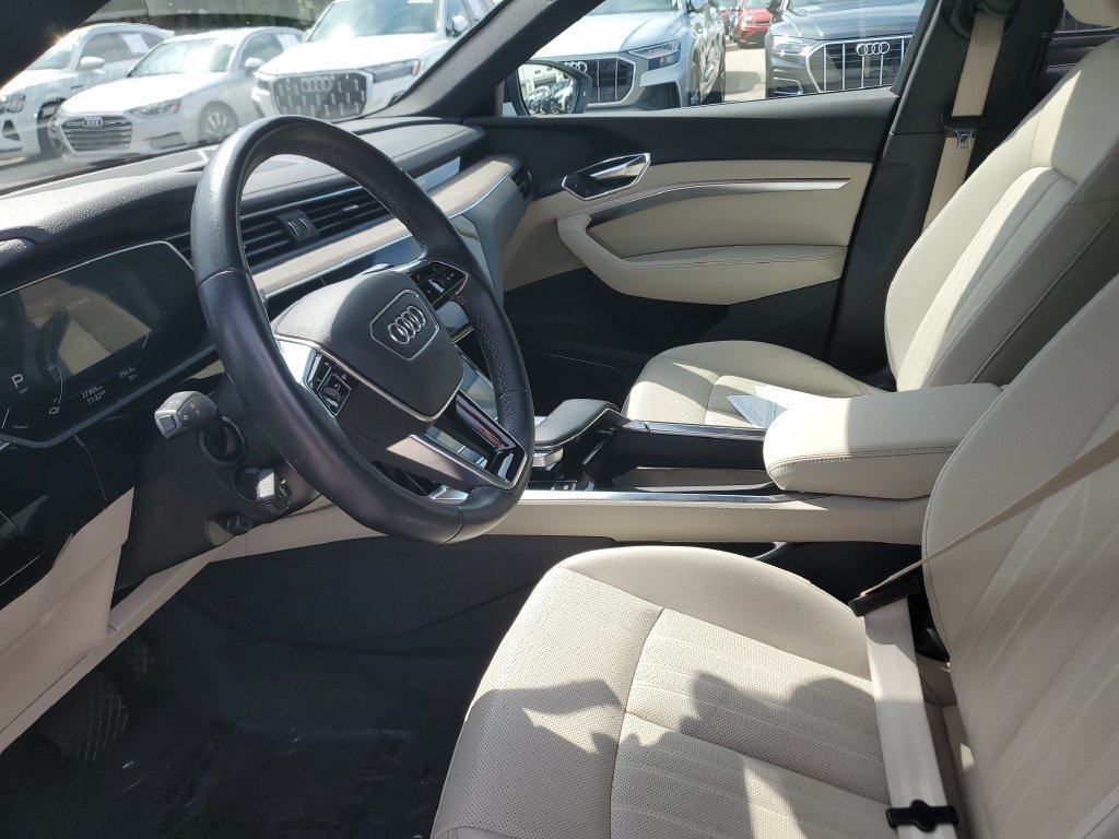 Certified 2024 Audi Q8 e-tron Premium Plus AWD/4WD image 24