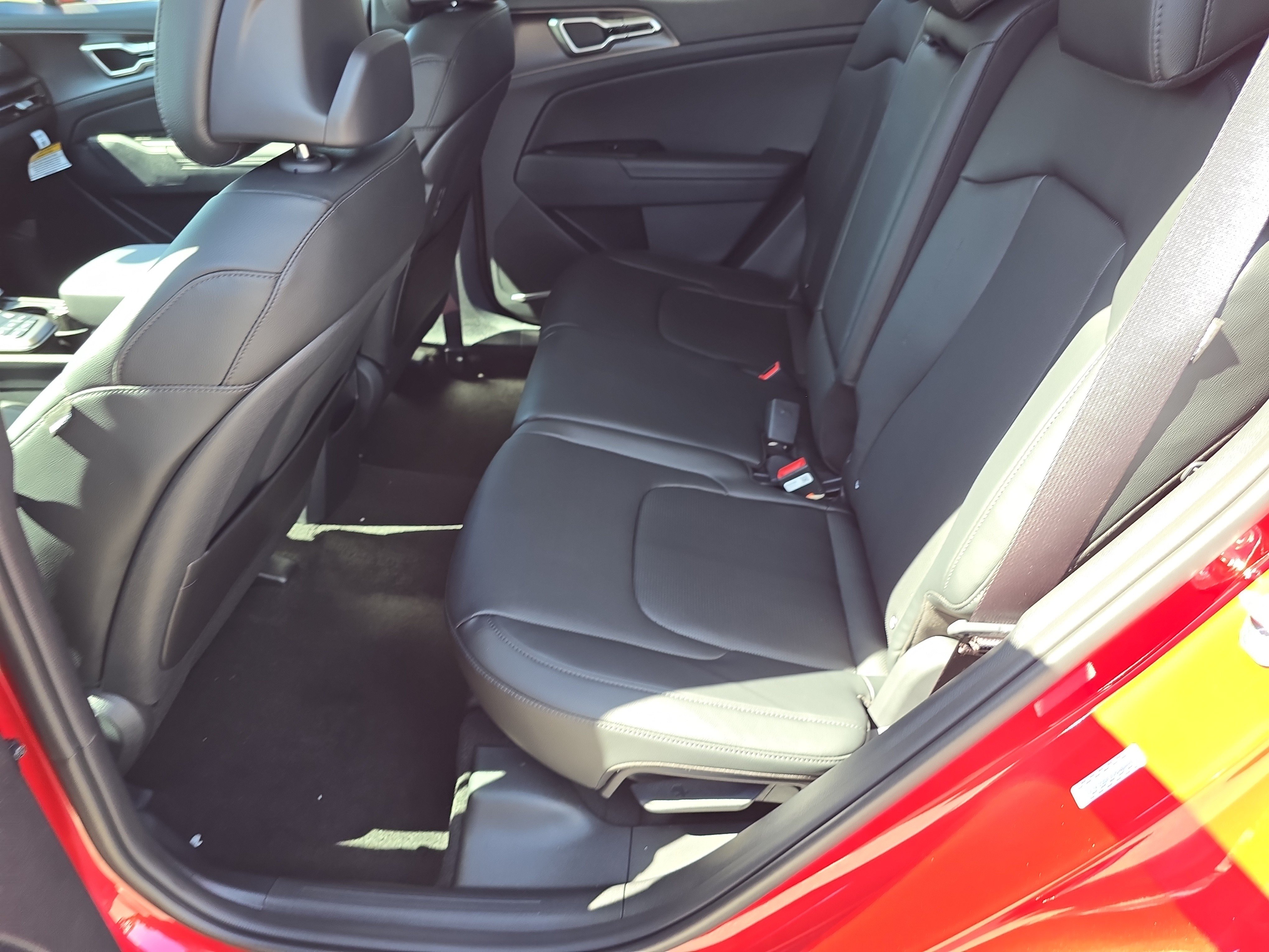 New 2027 Kia Sportage EX FWD image 17