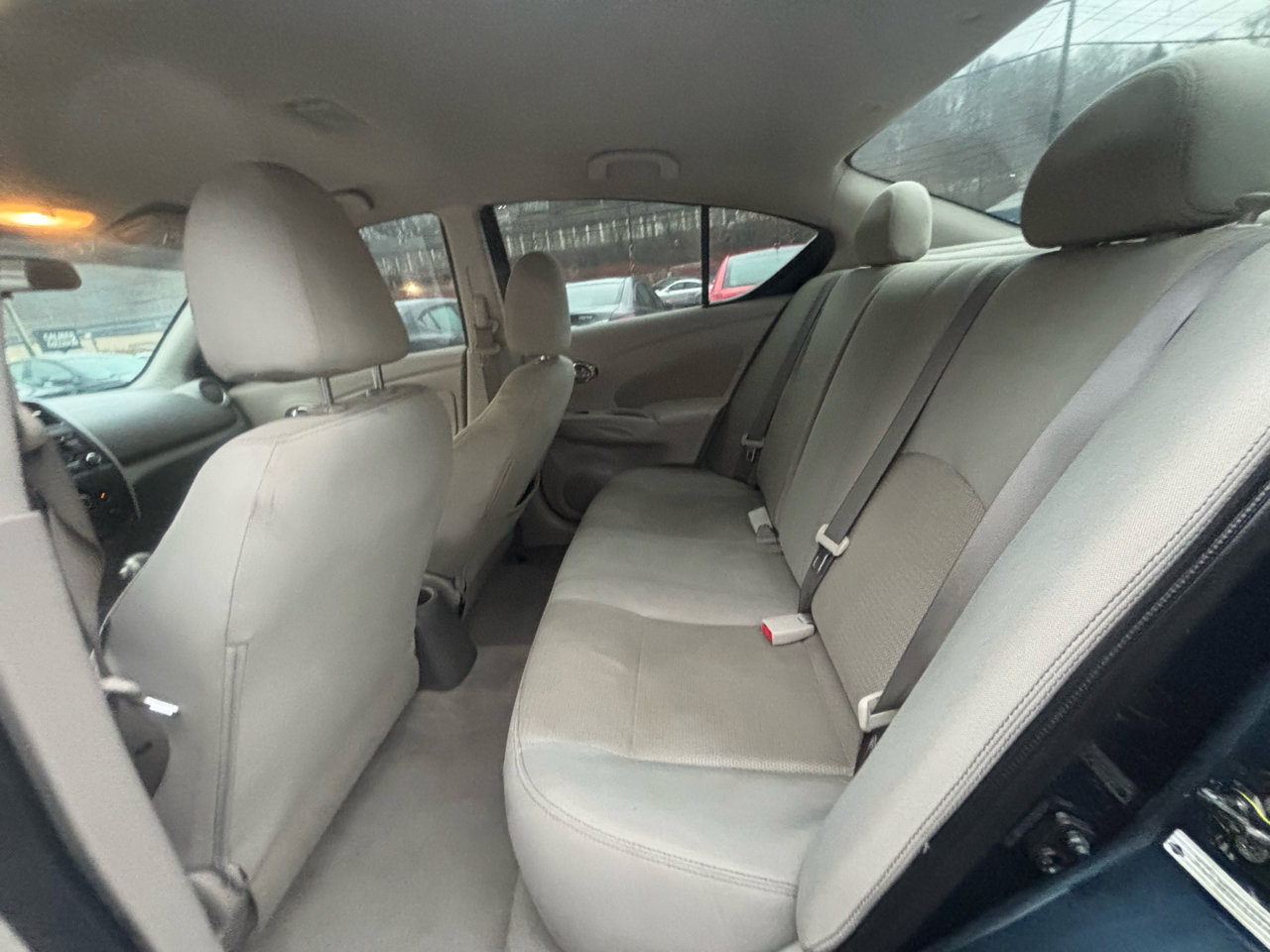 Used 2015 Nissan Versa SV image 11