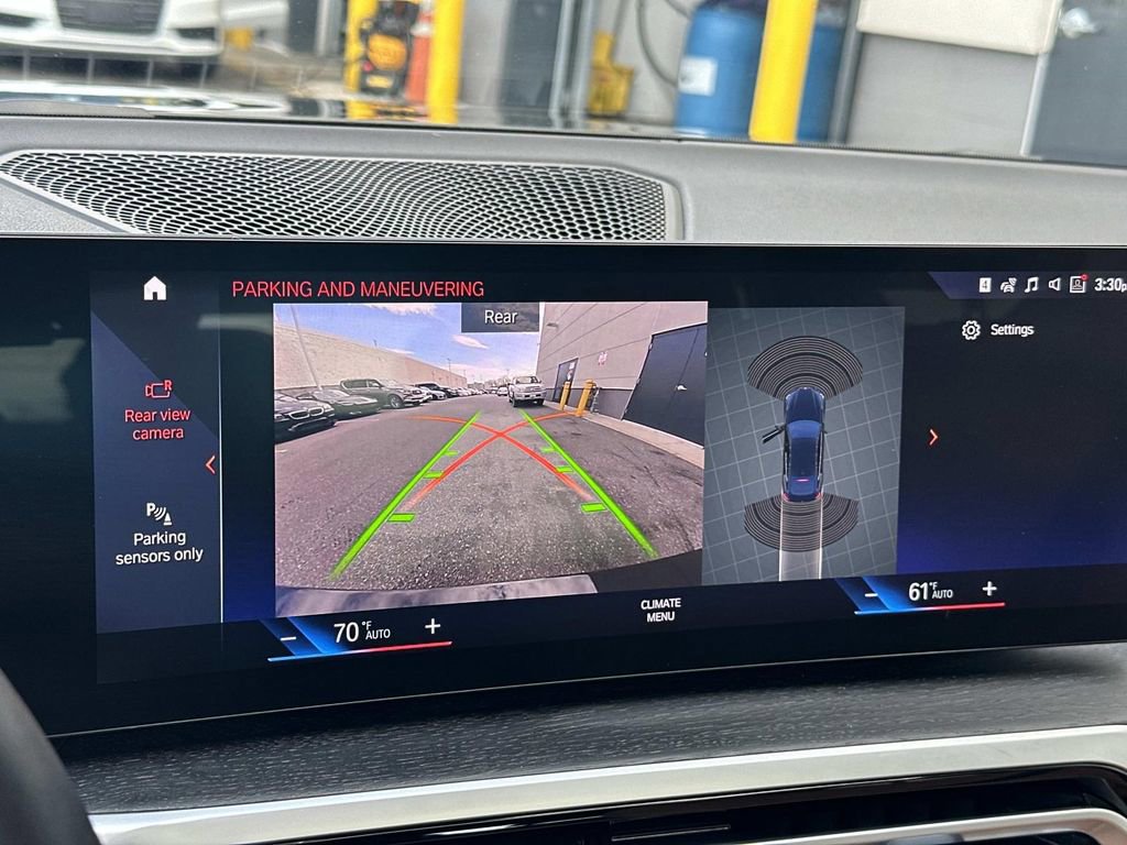 Used 2023 BMW i4 eDrive35 w/ Premium Package image 12