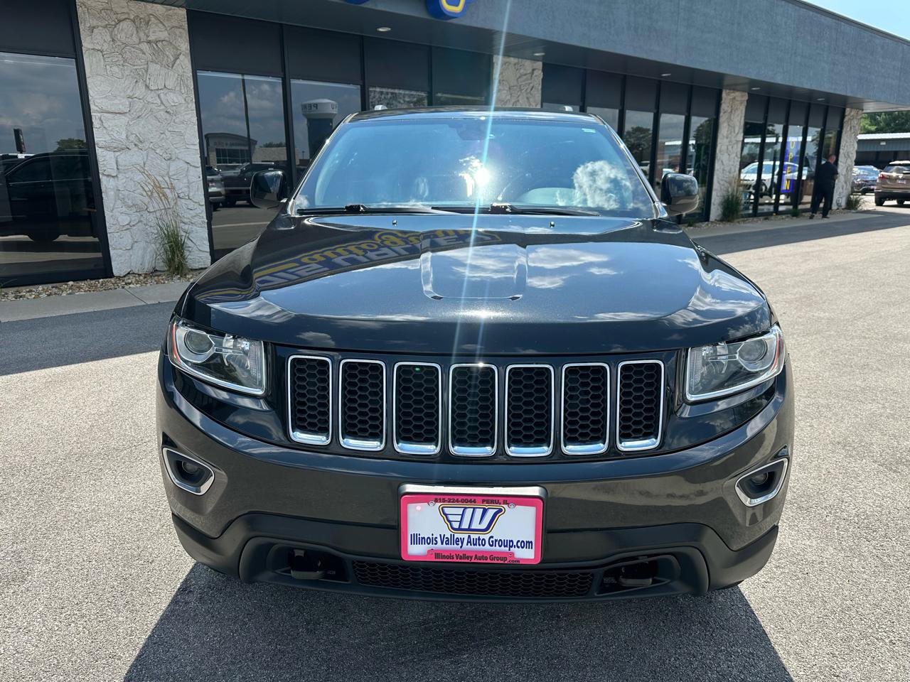 Used 2016 Jeep Grand Cherokee Laredo w/ Quick Order Package 23E AWD/4WD image 10