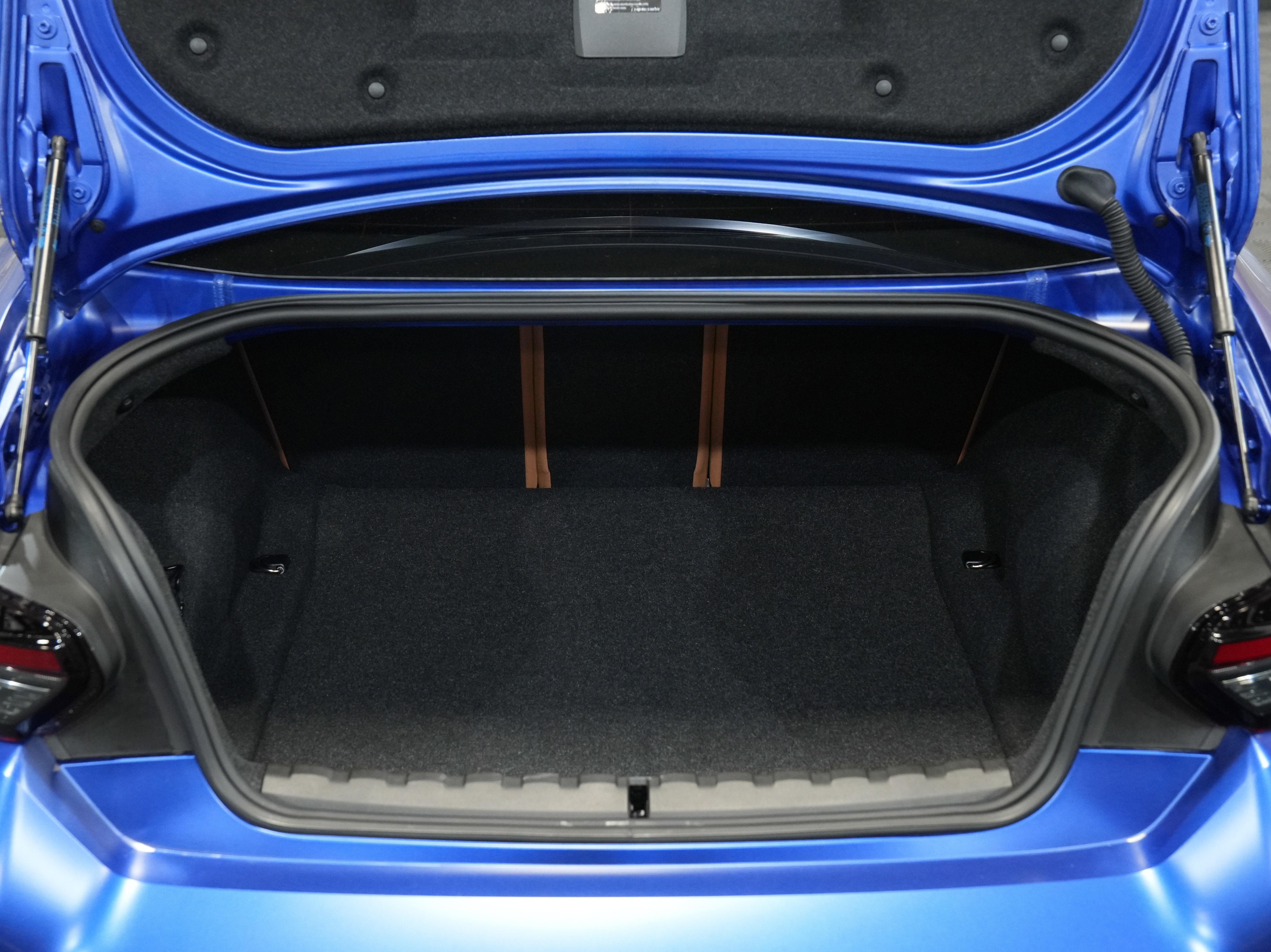 Used 2024 BMW M2 w/ Lighting Package image 50