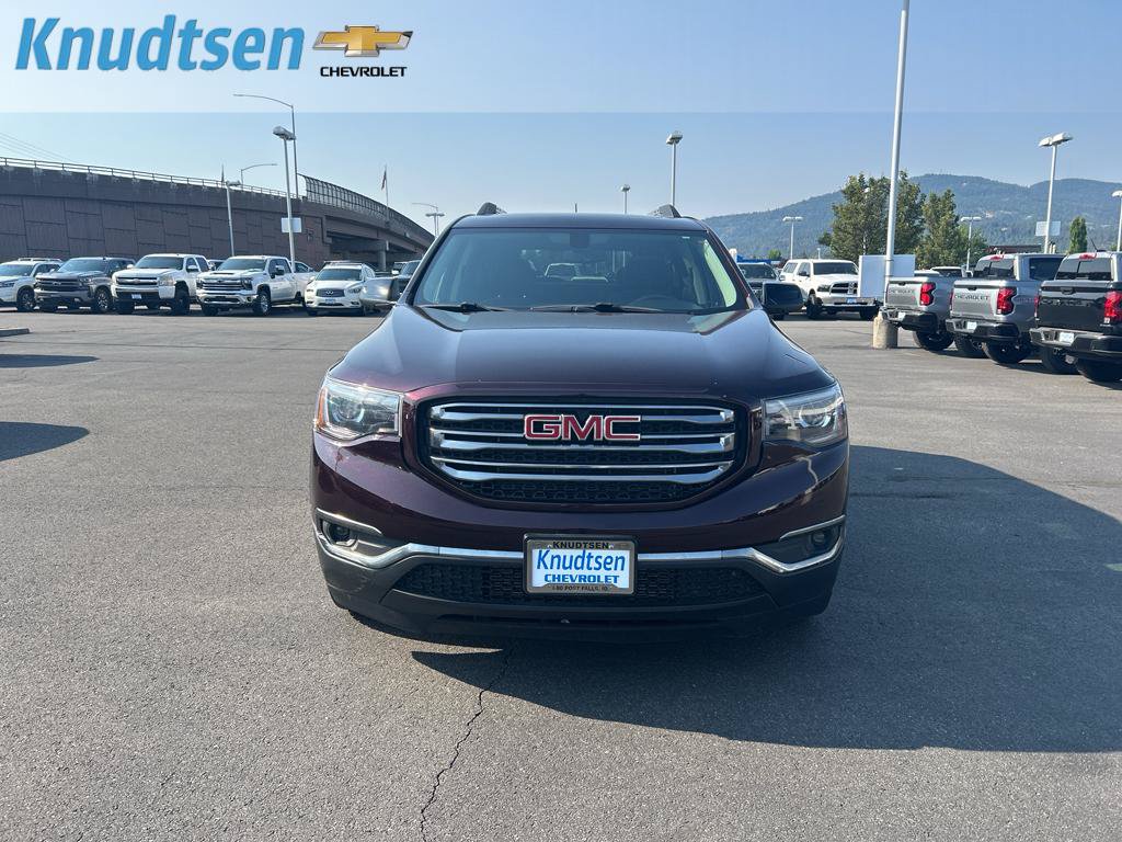 Used 2018 GMC Acadia SLE w/ Driver Alert Package I AWD/4WD image 2