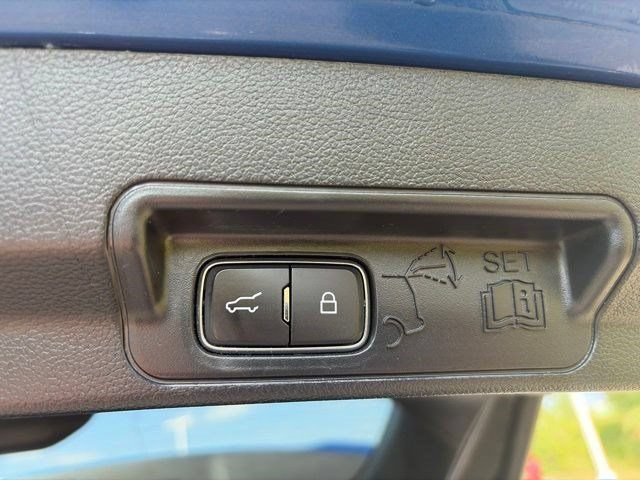 Used 2021 Ford Explorer XLT AWD/4WD image 37