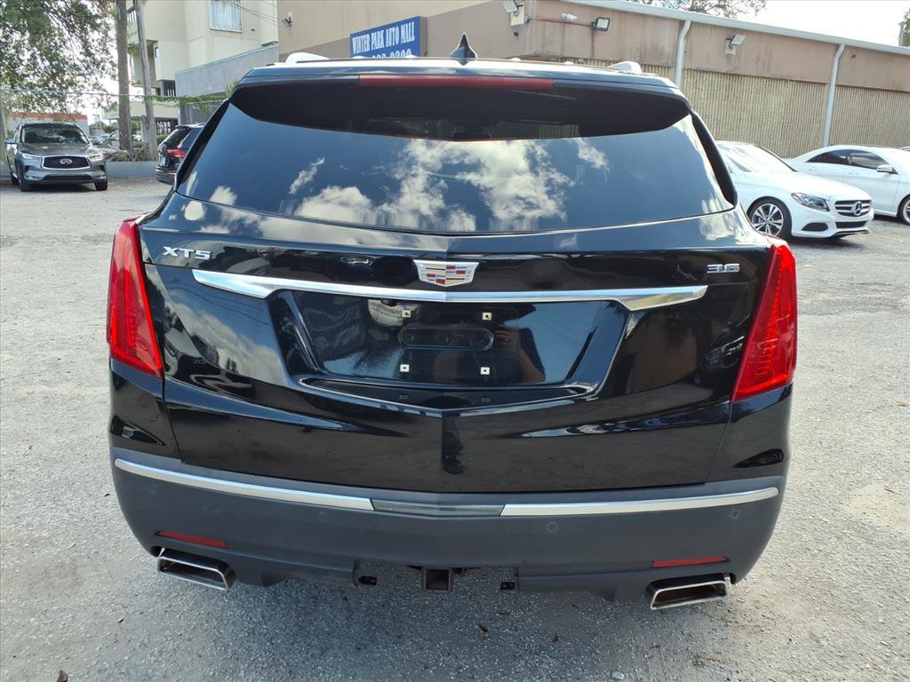 Used 2018 Cadillac XT5 Luxury w/ Driver Awareness Package image 6