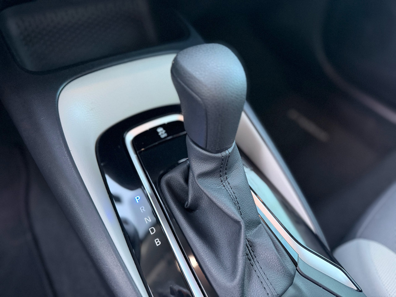 Used 2024 Toyota Corolla LE image 19