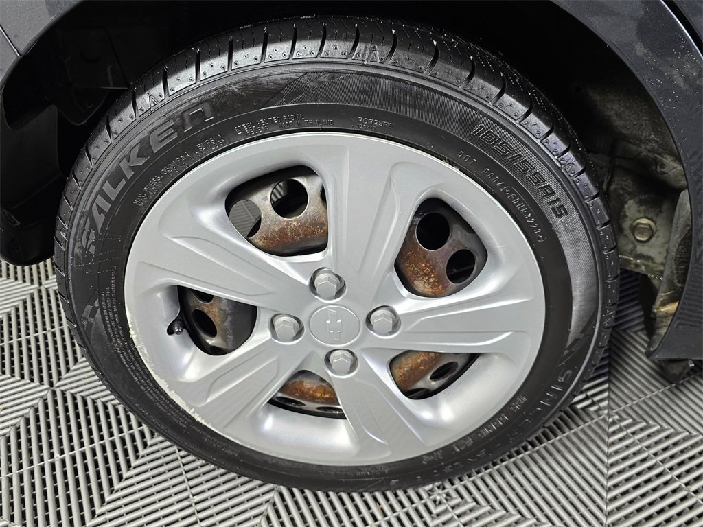 Used 2022 Chevrolet Spark LS image 9