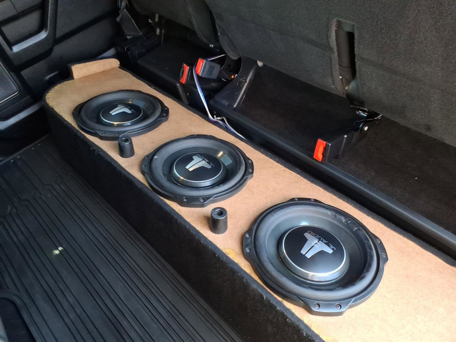 Certified 2019 Ford F150 Raptor w/ Equipment Group 802A Luxury image 18