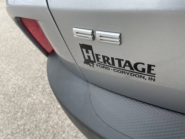 Used 2022 Ford Escape SE image 9