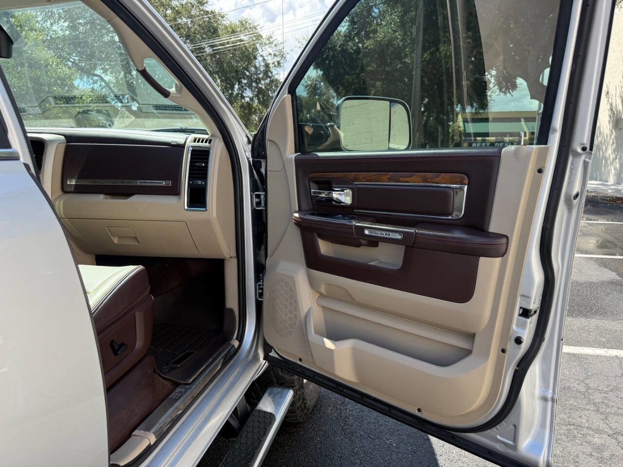 Used 2018 RAM 3500 Laramie Longhorn w/ Max Tow Package image 54