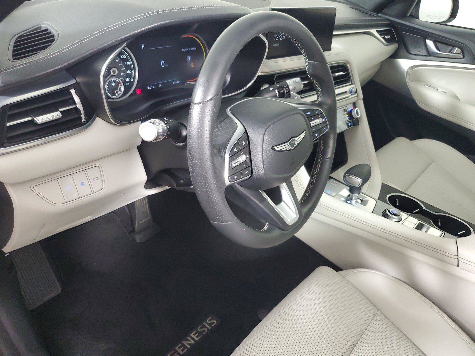 Used 2024 Genesis G70 2.5T AWD/4WD image 18