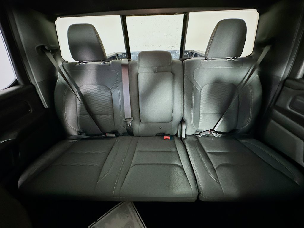 New 2026 RAM 1500 Express AWD/4WD image 10
