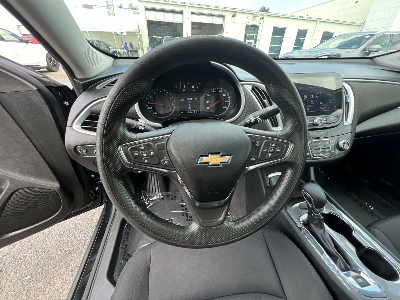 Used 2023 Chevrolet Malibu LT FWD image 24
