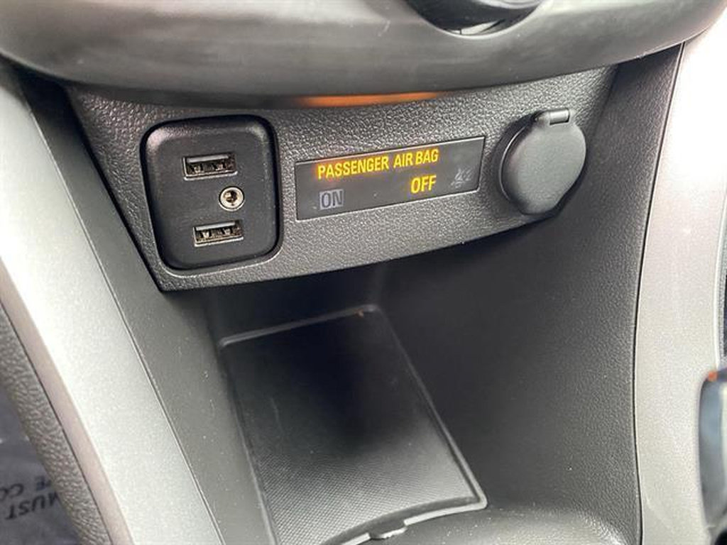 Certified 2022 Chevrolet Trax LT w/ LT Convenience Package AWD/4WD image 31