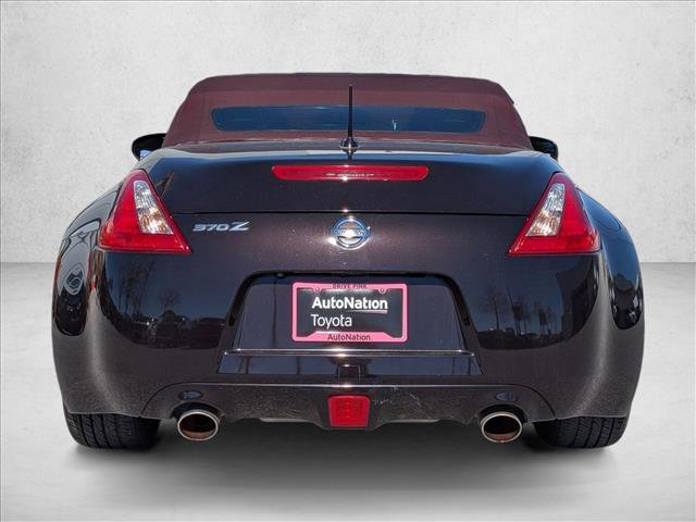 Used 2014 Nissan 370Z Touring w/ Navigation Package image 6