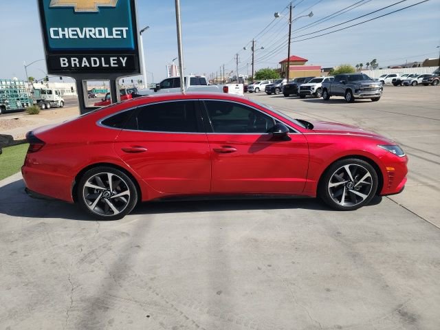 Used 2021 Hyundai Sonata SEL Plus w/ Preferred Accessory Package image 3