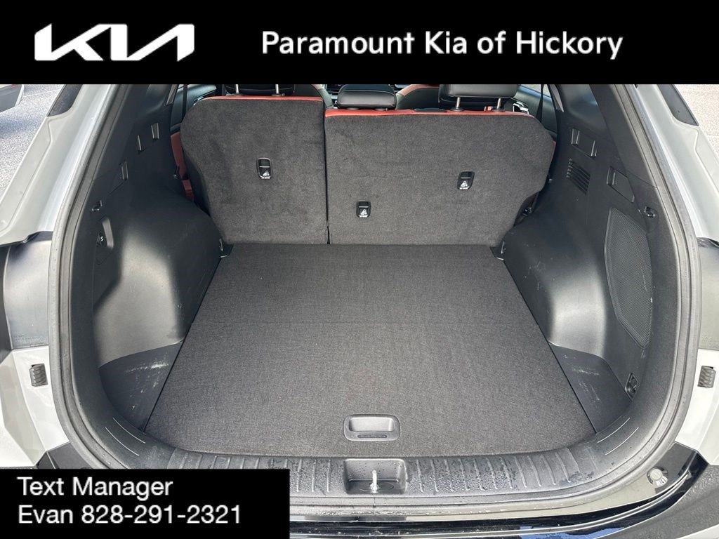 Used 2024 Kia Sportage SX AWD/4WD image 11