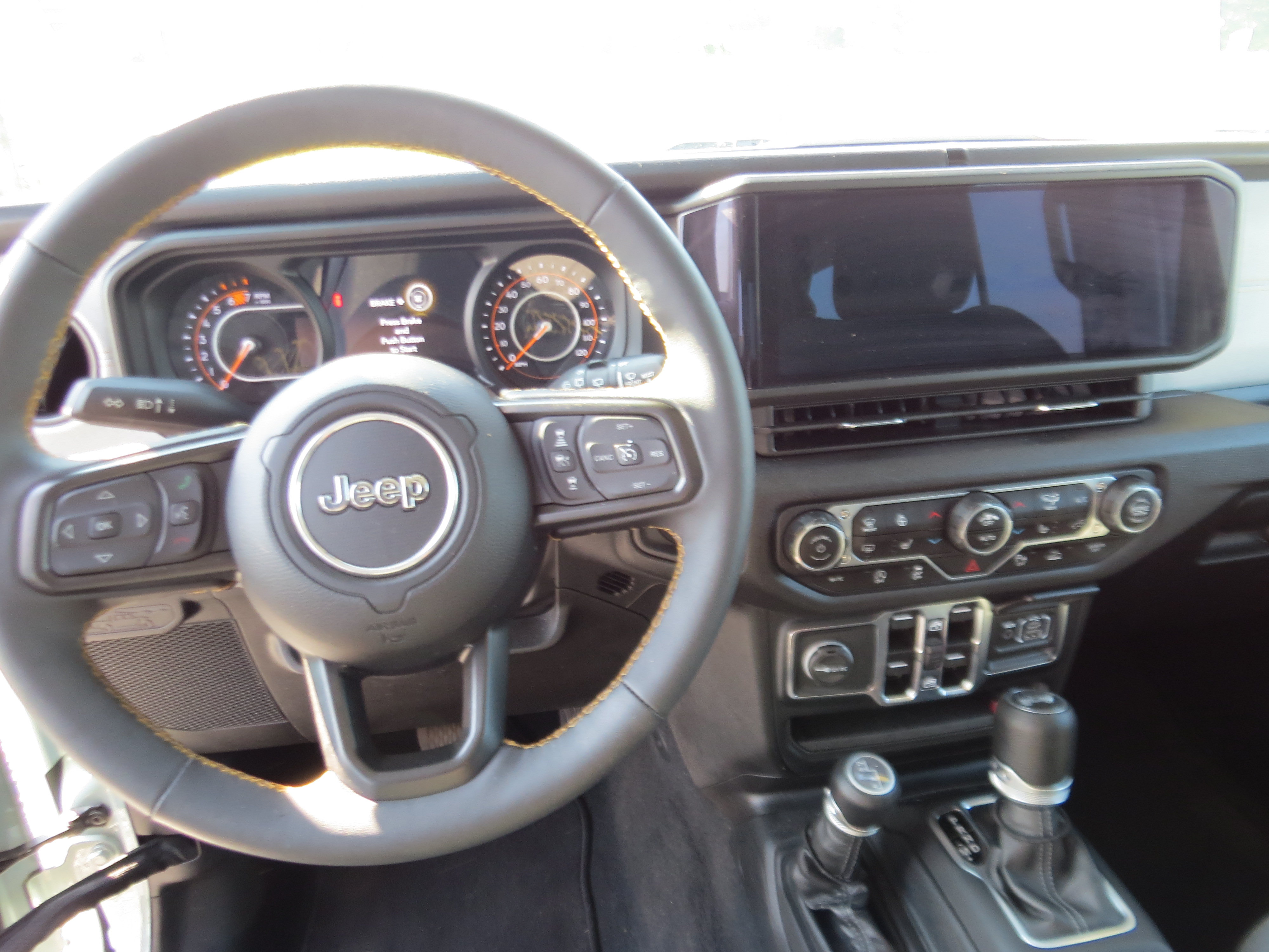 Used 2024 Jeep Wrangler Unlimited Sport AWD/4WD image 21