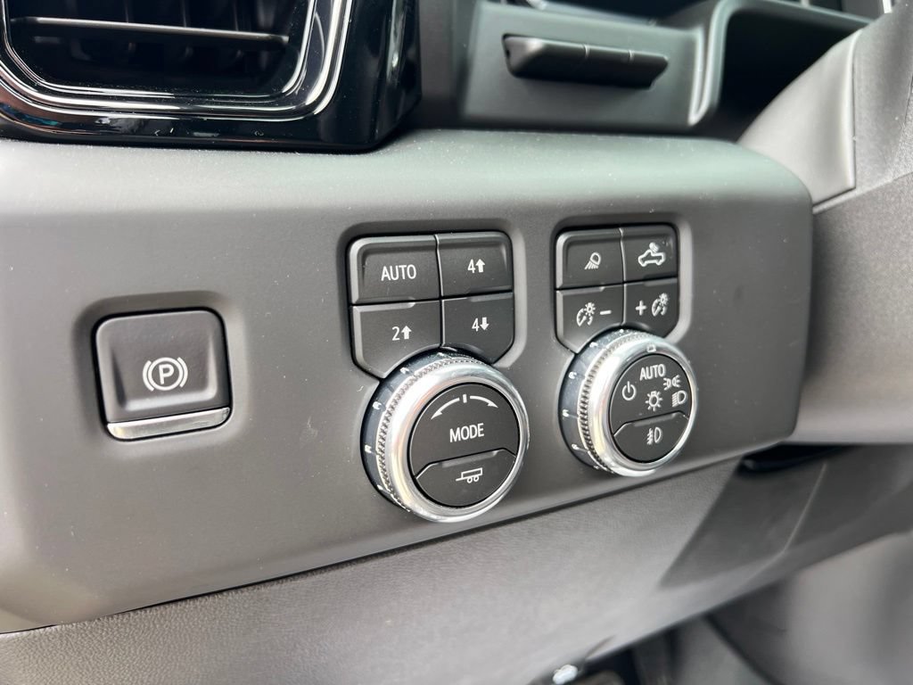 Used 2026 GMC Sierra 1500 AT4 w/ AT4 Premium Package AWD/4WD image 25
