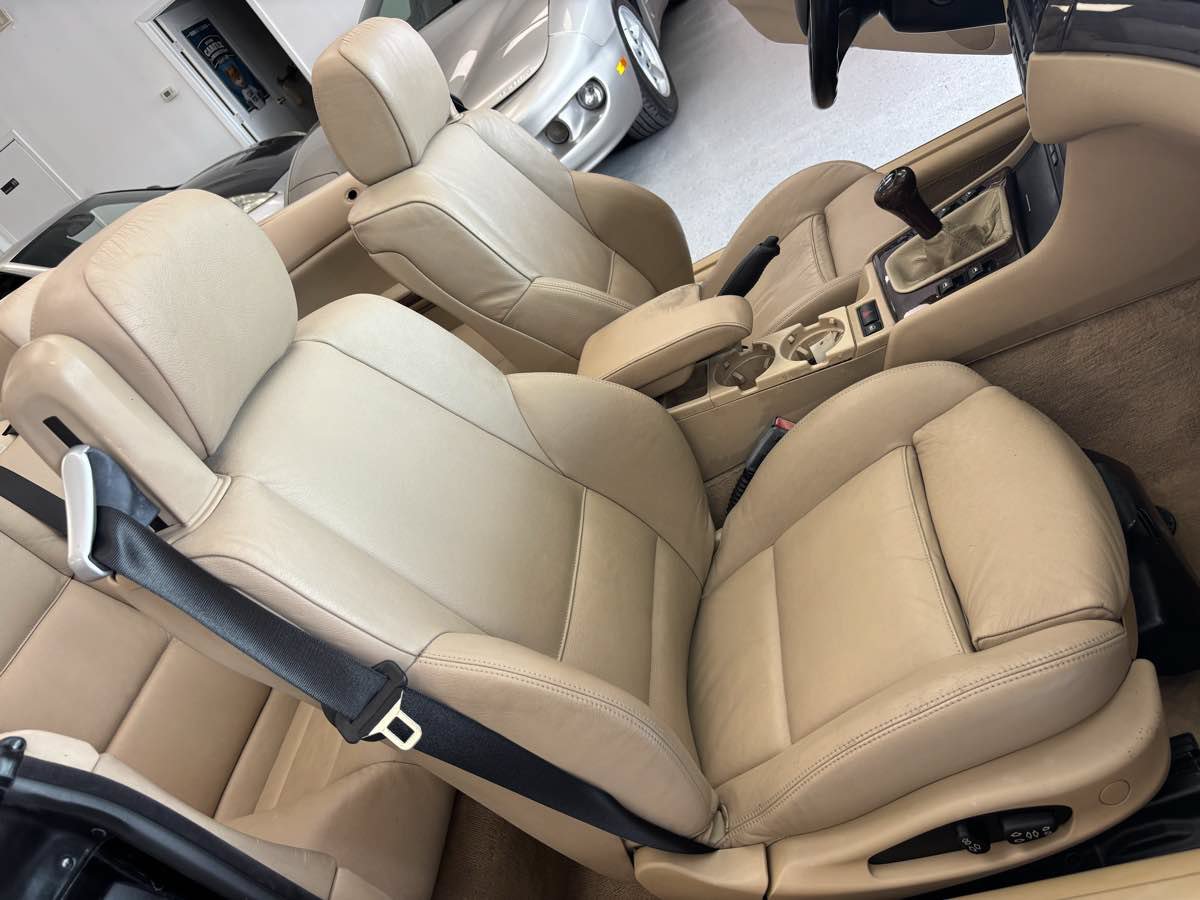 Used 2001 BMW 325Ci Convertible RWD image 25