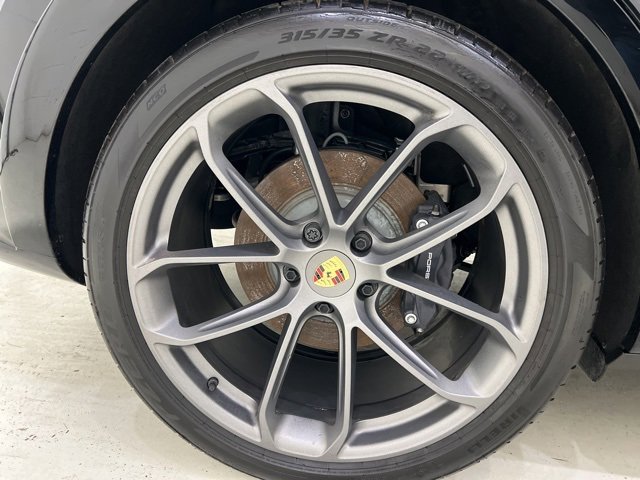 Used 2024 Porsche Cayenne Coupe image 21