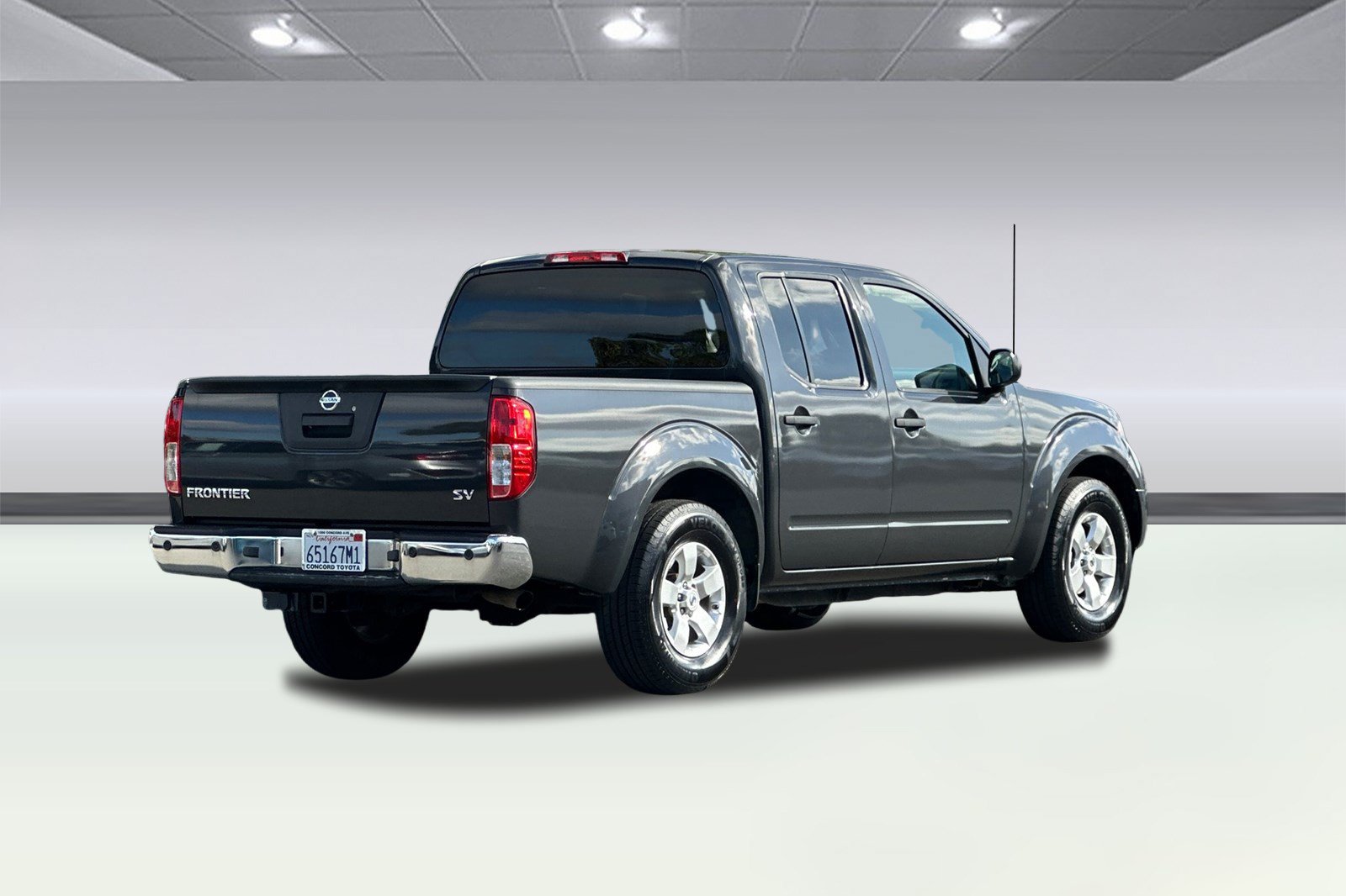 Used 2013 Nissan Frontier SV w/ SV Value Truck Pkg RWD image 9