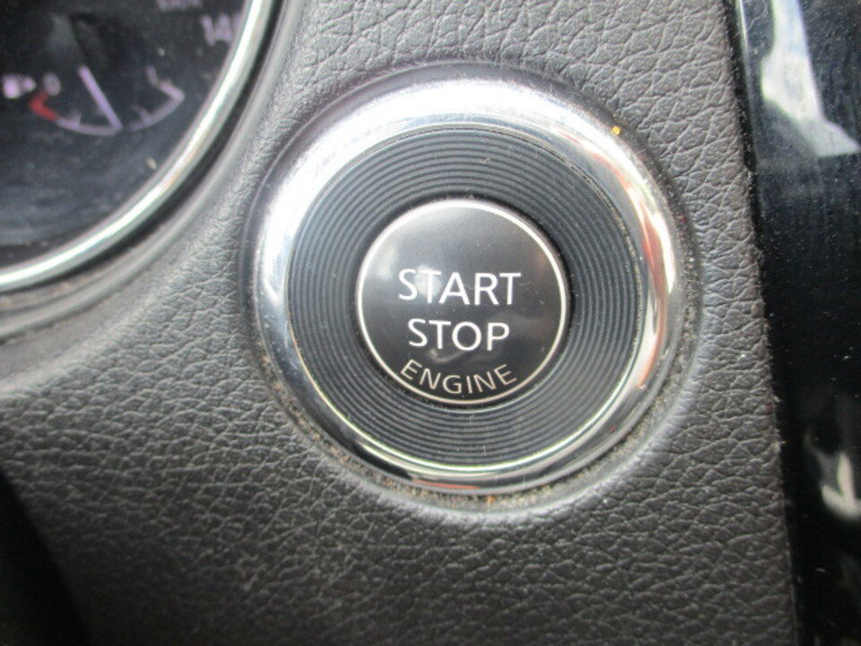 Used 2014 Nissan Rogue SL image 39