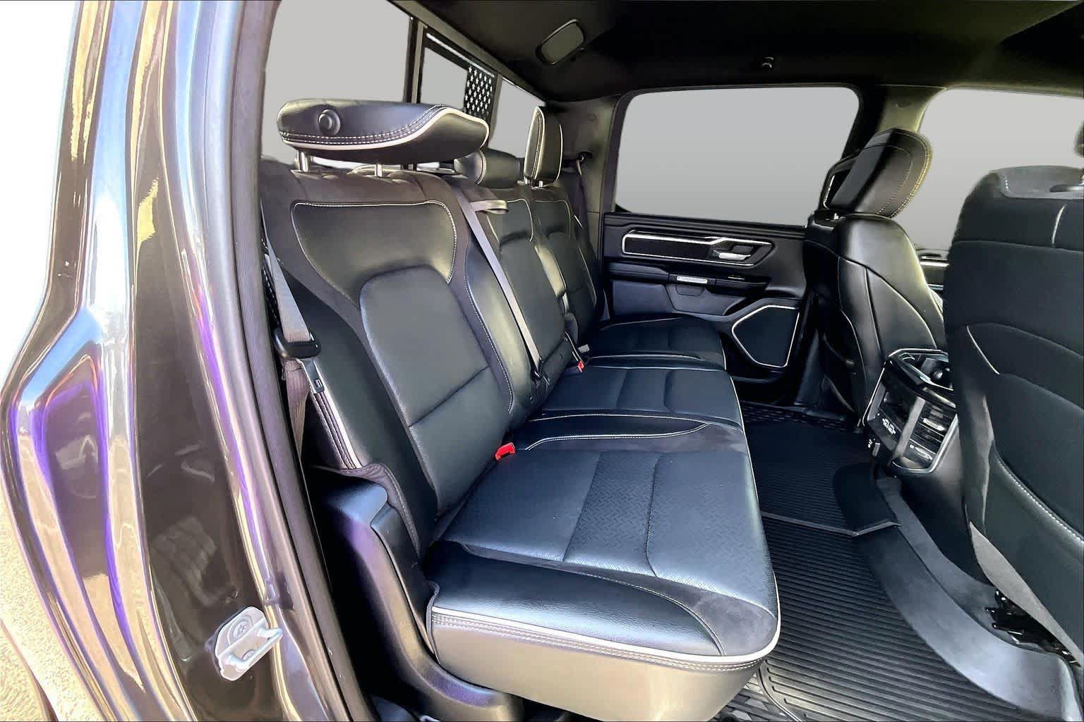 Used 2021 RAM 1500 Laramie AWD/4WD image 22