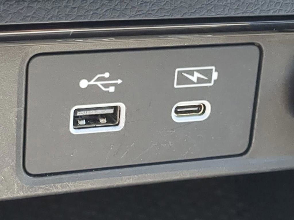 Used 2024 Honda CR-V EX image 19