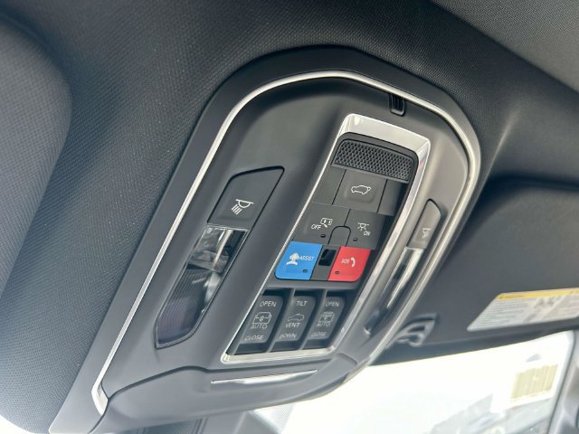 New 2026 Jeep Grand Wagoneer L Limited AWD/4WD image 37