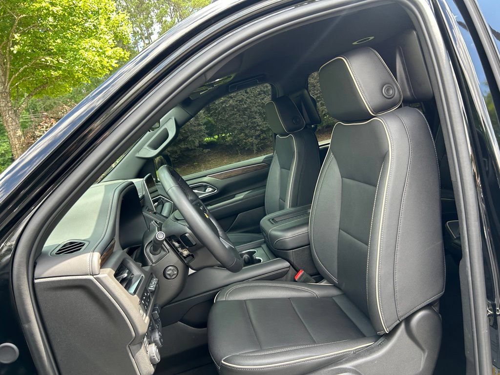 Used 2024 Chevrolet Tahoe Premier w/ Advanced Technology Package AWD/4WD image 43