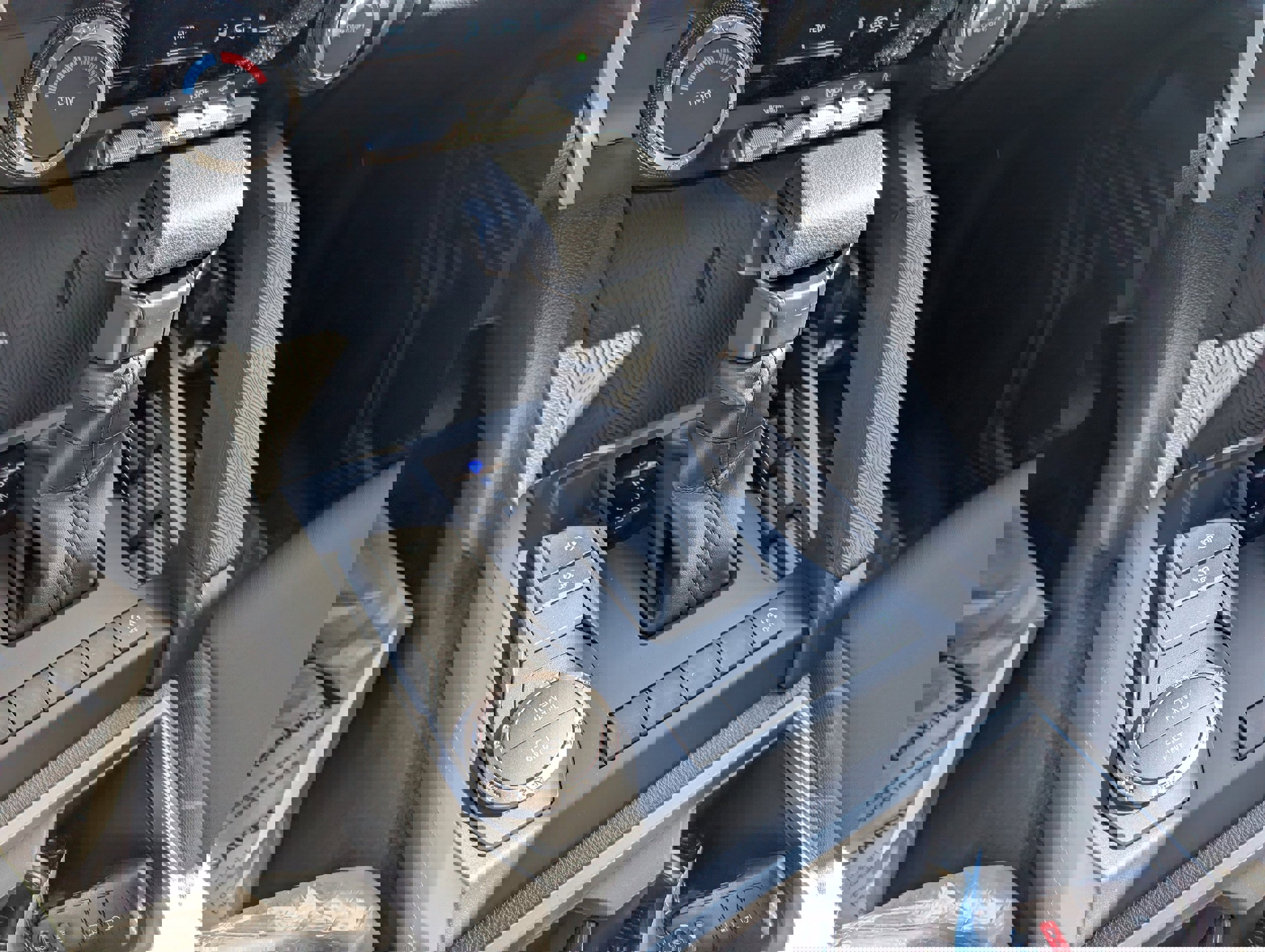 New 2025 Toyota Tacoma SR5 image 19